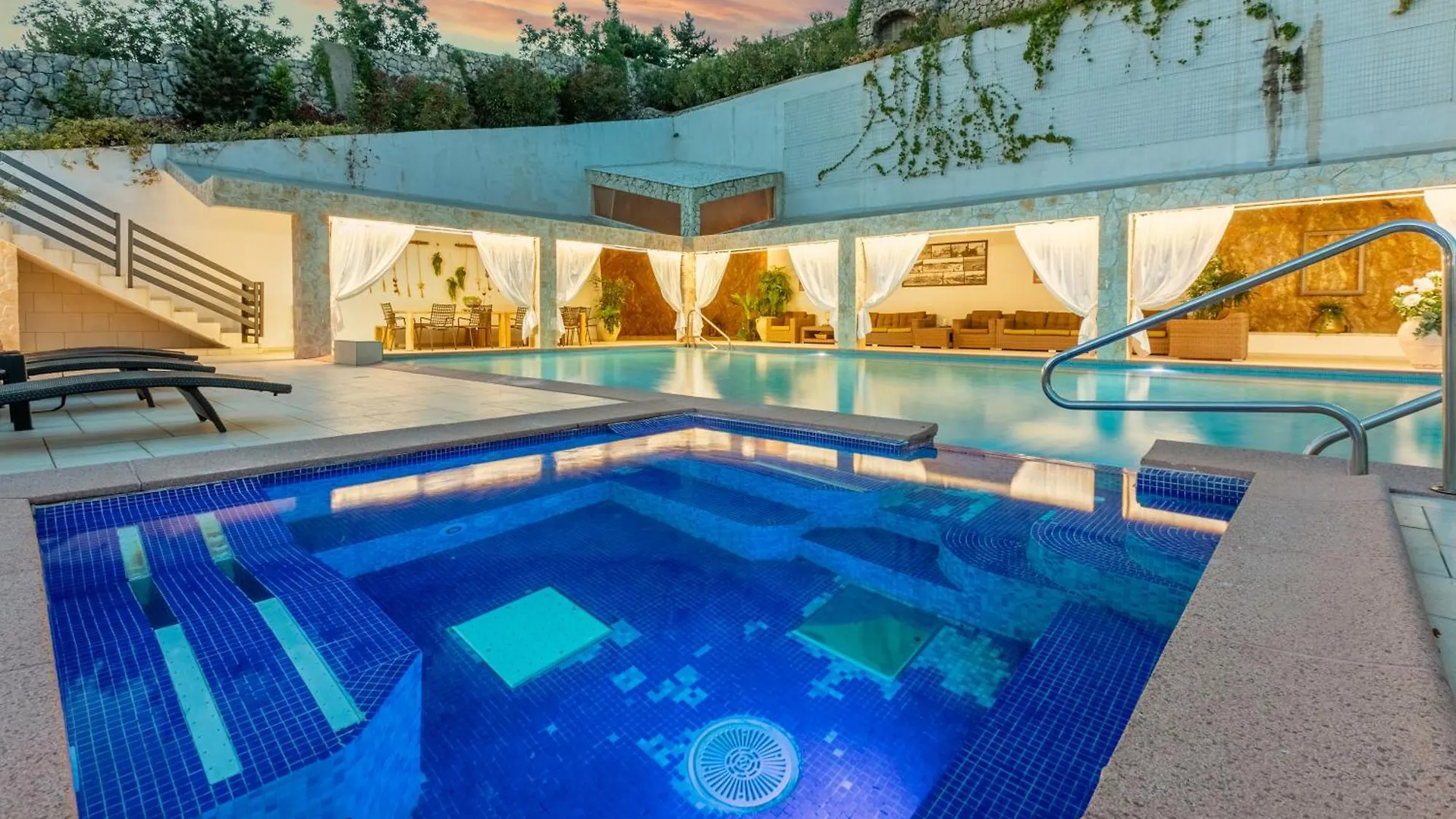 Villa Kalmar - Heated Pool And Spectacular Sea View Crikvenica