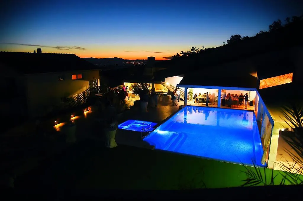 Villa Kalmar - Heated Pool And Spectacular Sea View Croatia