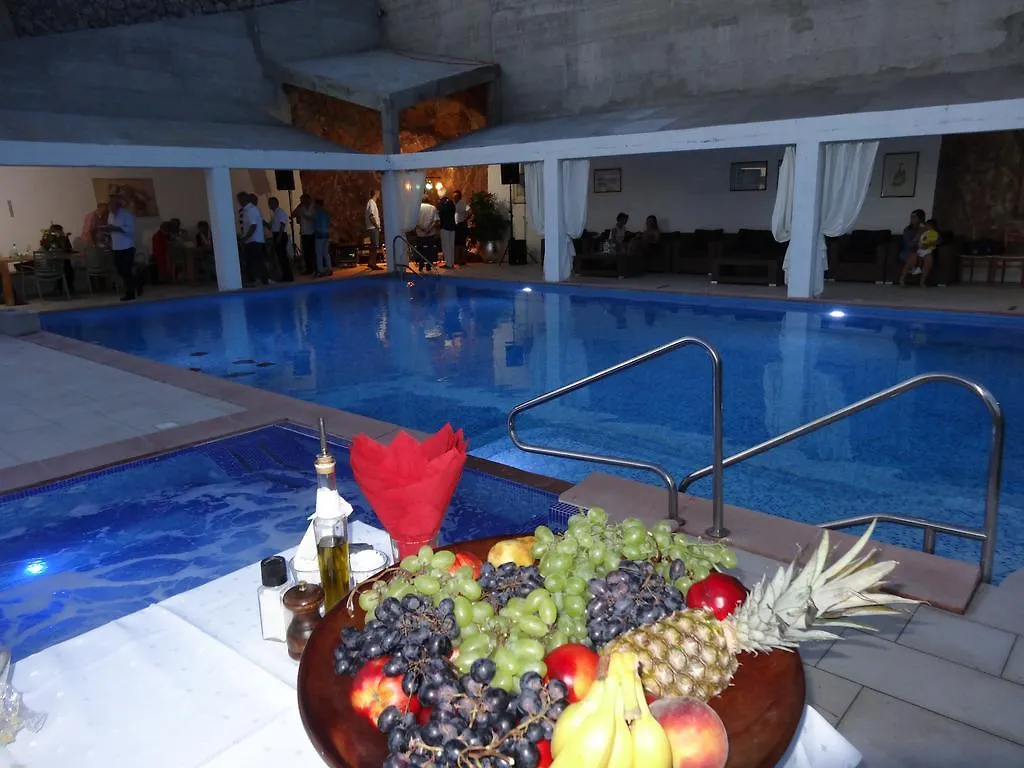 Villa Kalmar - Heated Pool And Spectacular Sea View