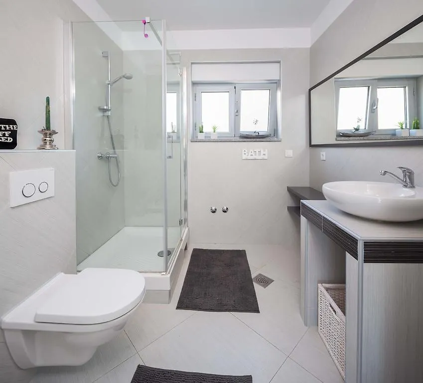 Villa Kalmar - Heated Pool And Spectacular Sea View