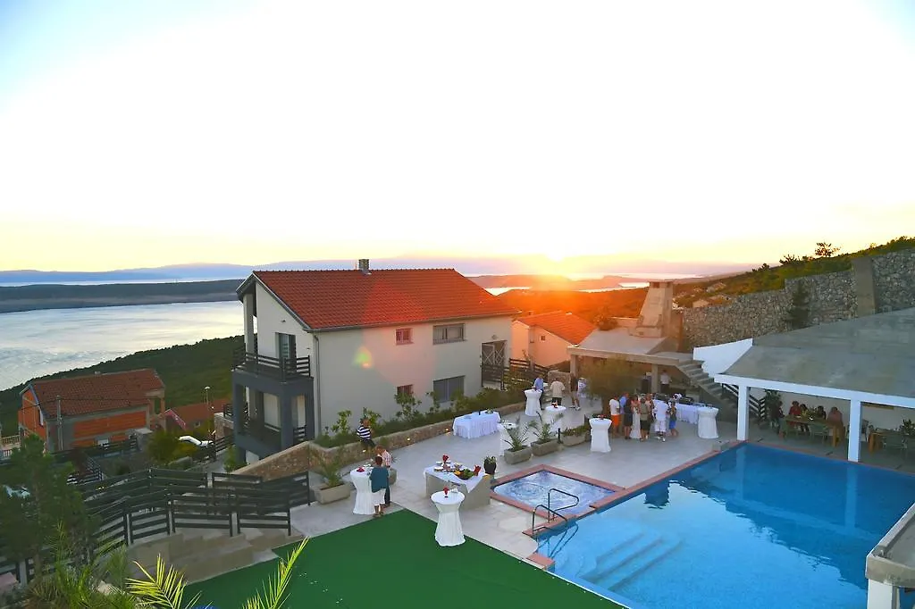 Villa Kalmar - Heated Pool And Spectacular Sea View contacts